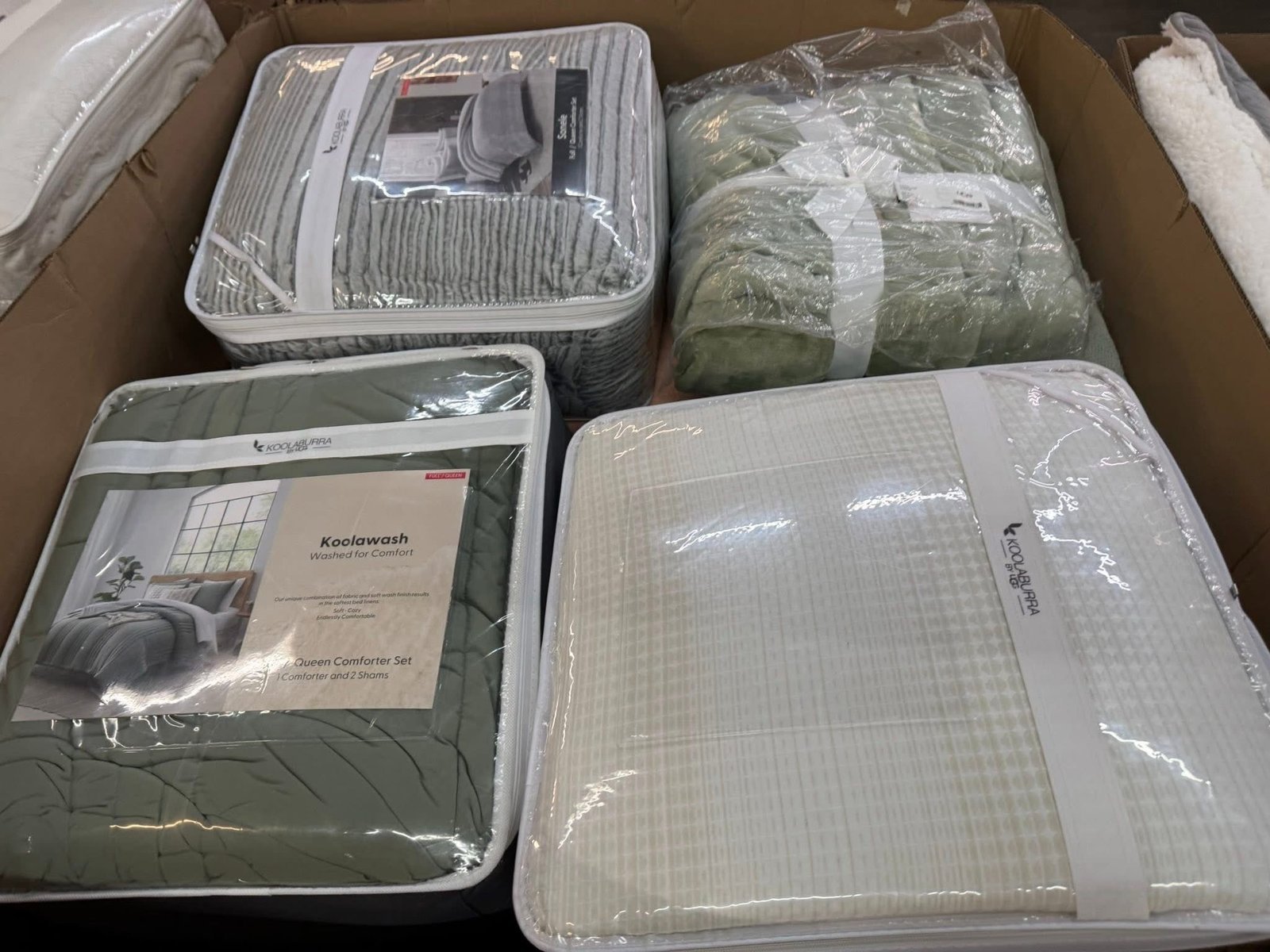 Bedding Pallet – Name Brand Bedding Wholesale Truckload & Bulk Deals - Image 16
