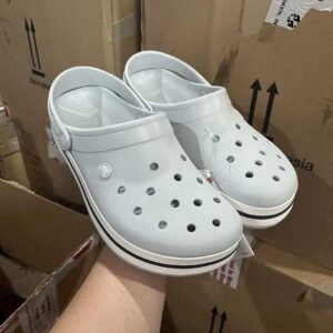 Crocs Pallet – 300 Pairs Bulk Footwear Wholesale Crocs Shoes - Image 3
