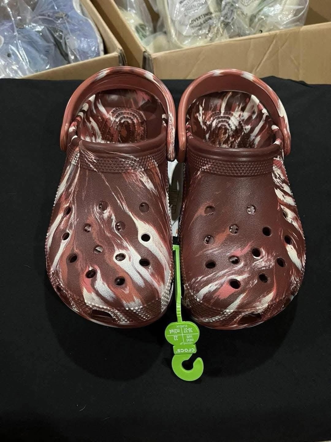Crocs Pallet – 300 Pairs Bulk Footwear Wholesale Crocs Shoes - Image 10