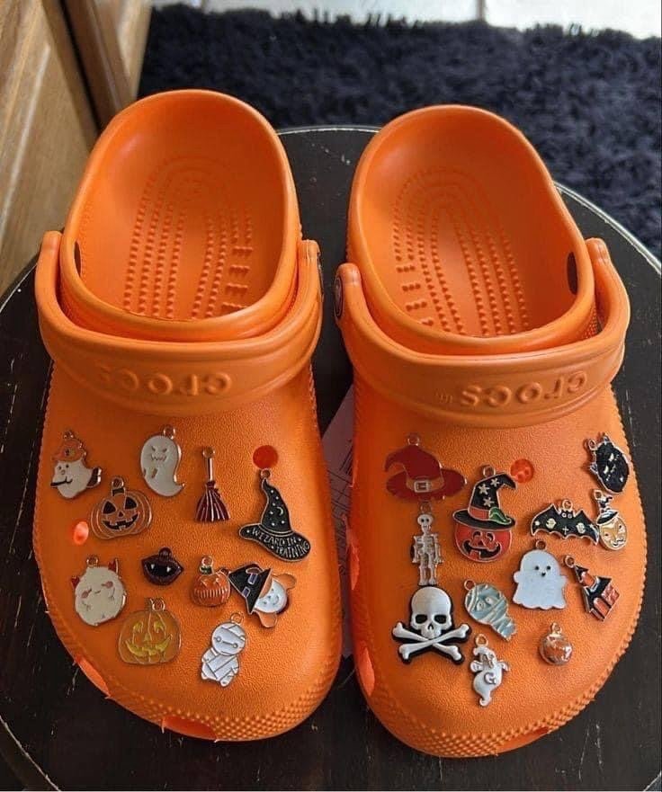 Crocs Pallet – 300 Pairs Bulk Footwear Wholesale Crocs Shoes - Image 15