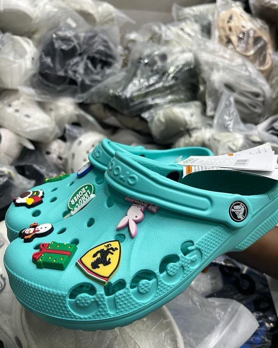Crocs Pallet – 300 Pairs Bulk Footwear Wholesale Crocs Shoes - Image 19