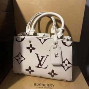 Branded Ladies Handbags Pallet – 200 Pieces Luxury Designer Bags Wholesale - Image 5