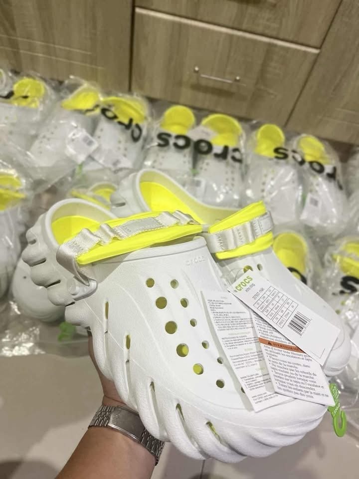 Crocs Pallet – 300 Pairs Bulk Footwear Wholesale Crocs Shoes - Image 18