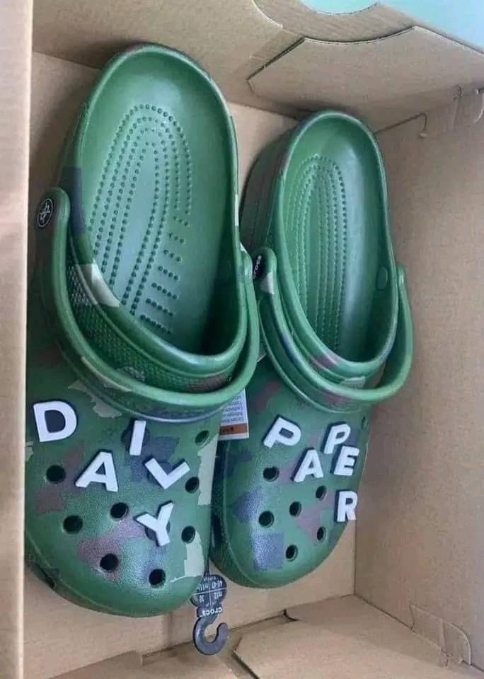 Crocs Pallet – 300 Pairs Bulk Footwear Wholesale Crocs Shoes - Image 21